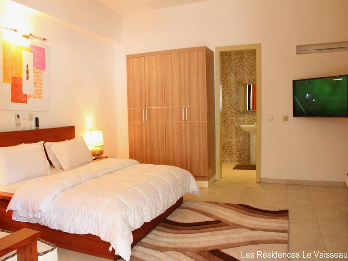 Hotel Le Vaisseau Abidjan Exterior foto
